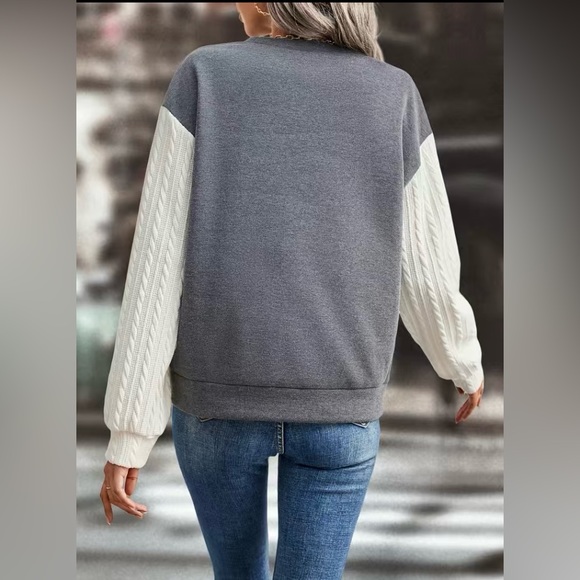 COPY - NWOT-NEVER BEEN WORN Women’s Drop Shoulder Crewneck Long Sleeve Sweatshi… - Picture 5 of 6